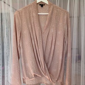 COPY - Ann Taylor blush pink blouse with white de…